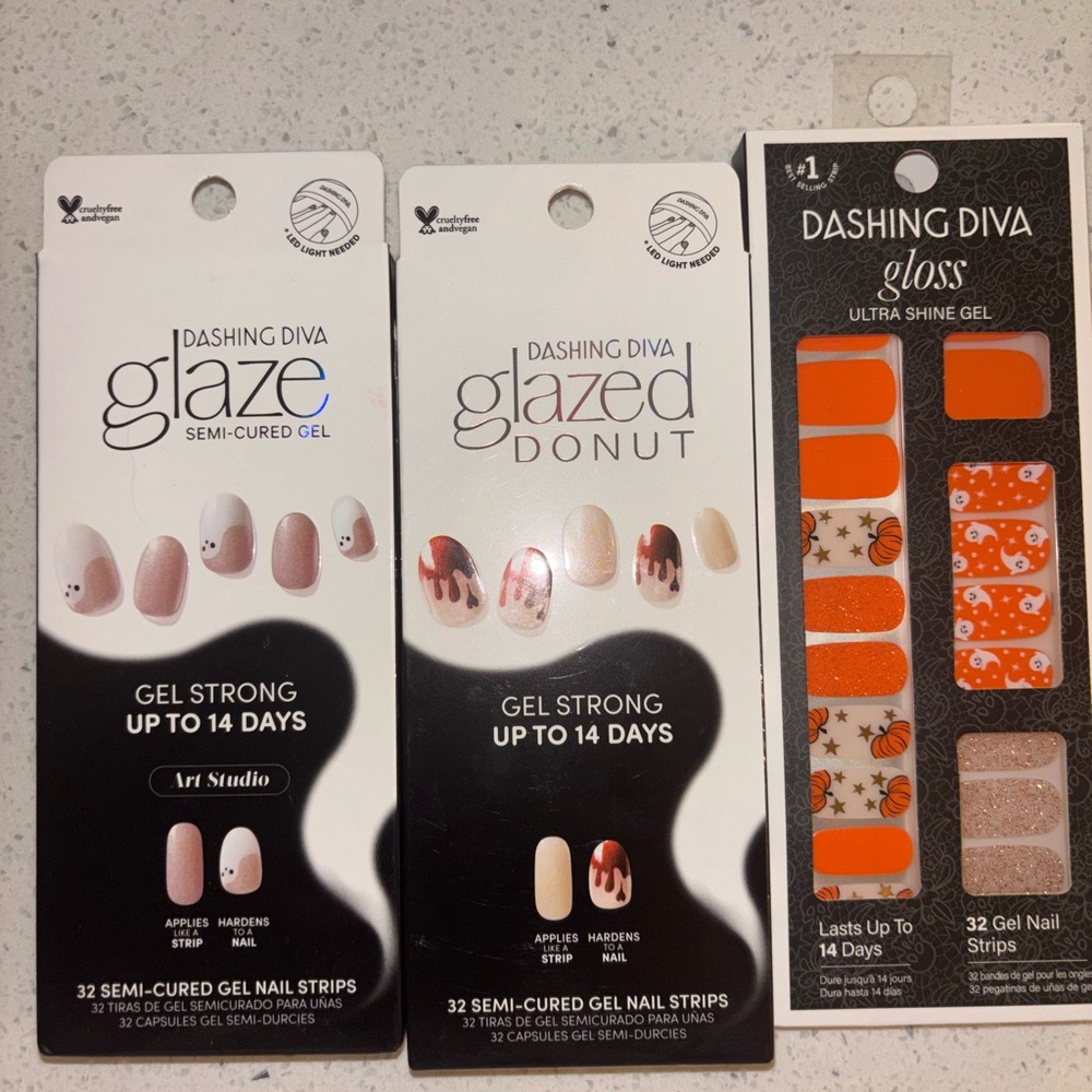 Dashing diva nail kits